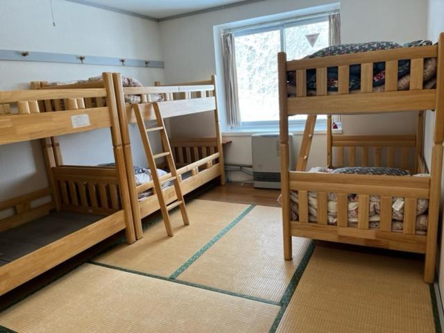 Kusatsu Kogen Youth Hostel Exterior photo