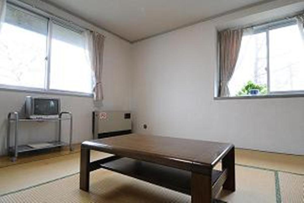 Kusatsu Kogen Youth Hostel Room photo