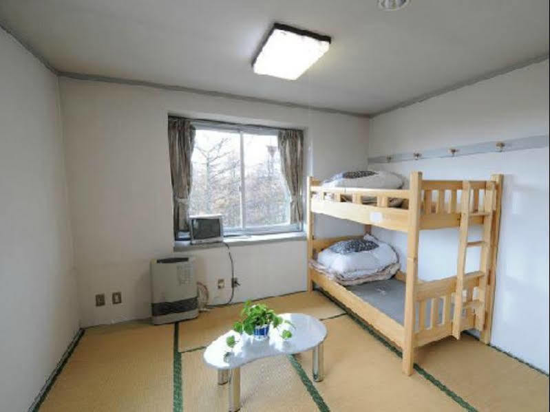 Kusatsu Kogen Youth Hostel Exterior photo